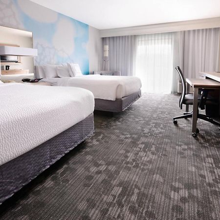 Готель Courtyard By Marriott Houston Northwest Екстер'єр фото